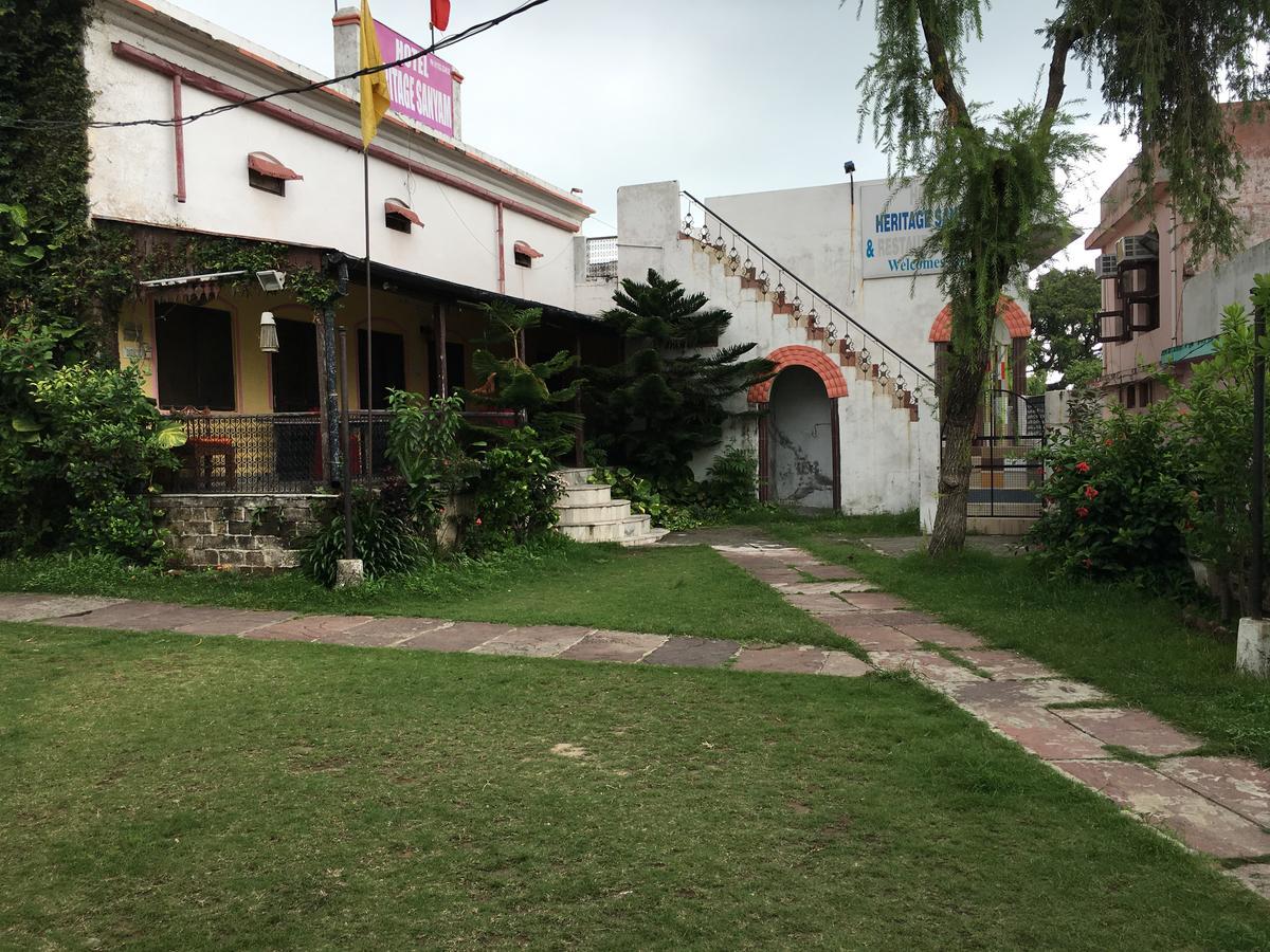 Hotel Heritage Sanyam Nāhan Exteriér fotografie