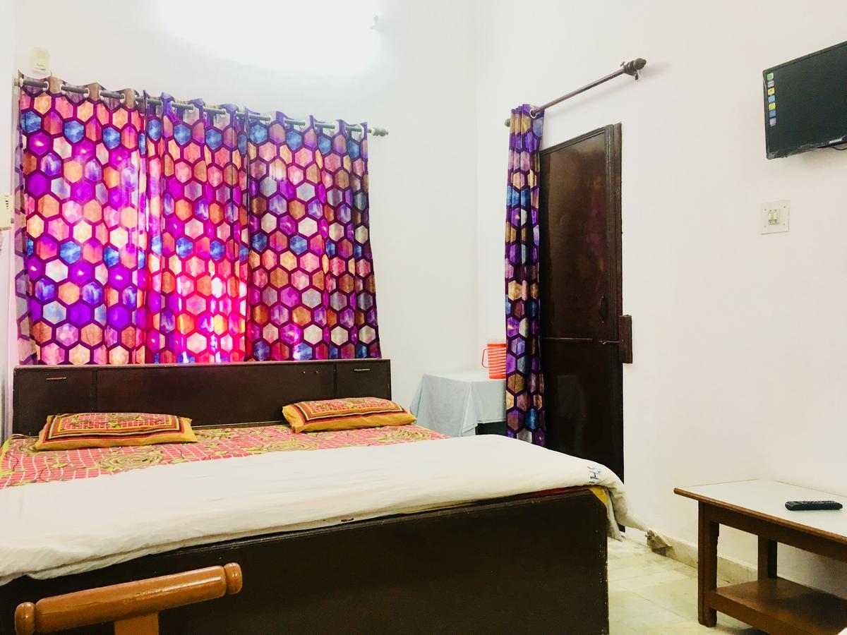 Hotel Heritage Sanyam Nāhan Exteriér fotografie