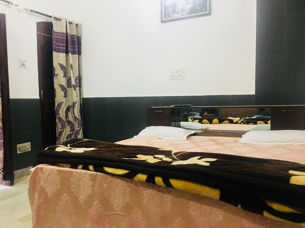 Hotel Heritage Sanyam Nāhan Exteriér fotografie