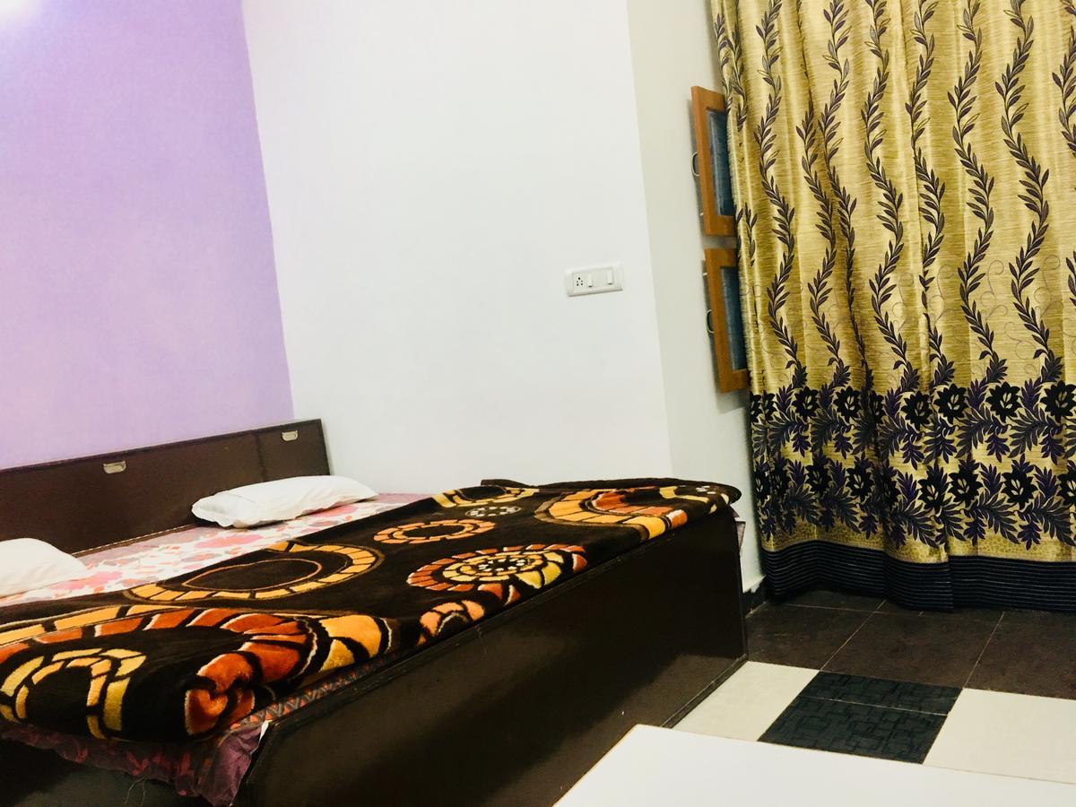 Hotel Heritage Sanyam Nāhan Exteriér fotografie