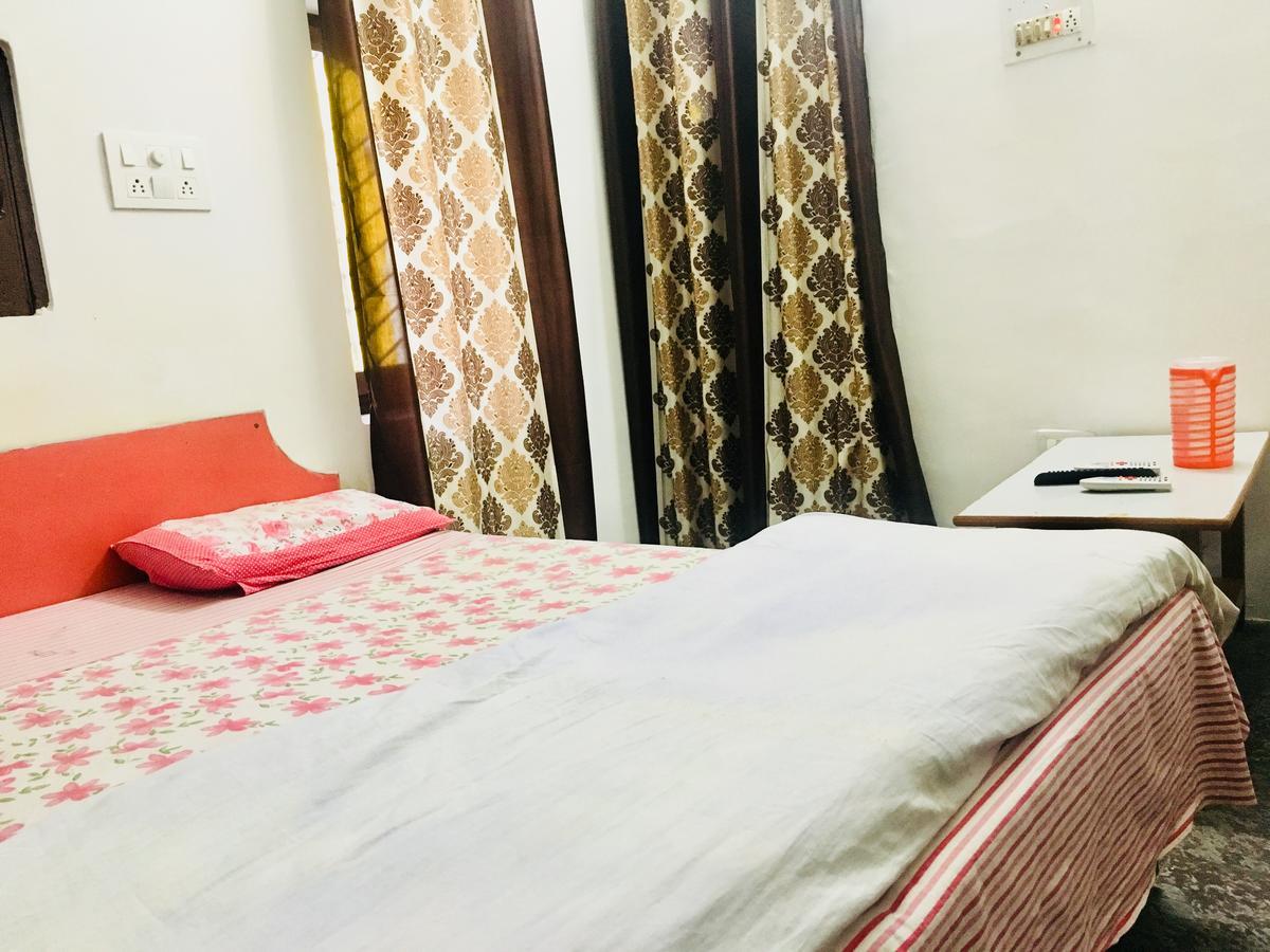 Hotel Heritage Sanyam Nāhan Exteriér fotografie